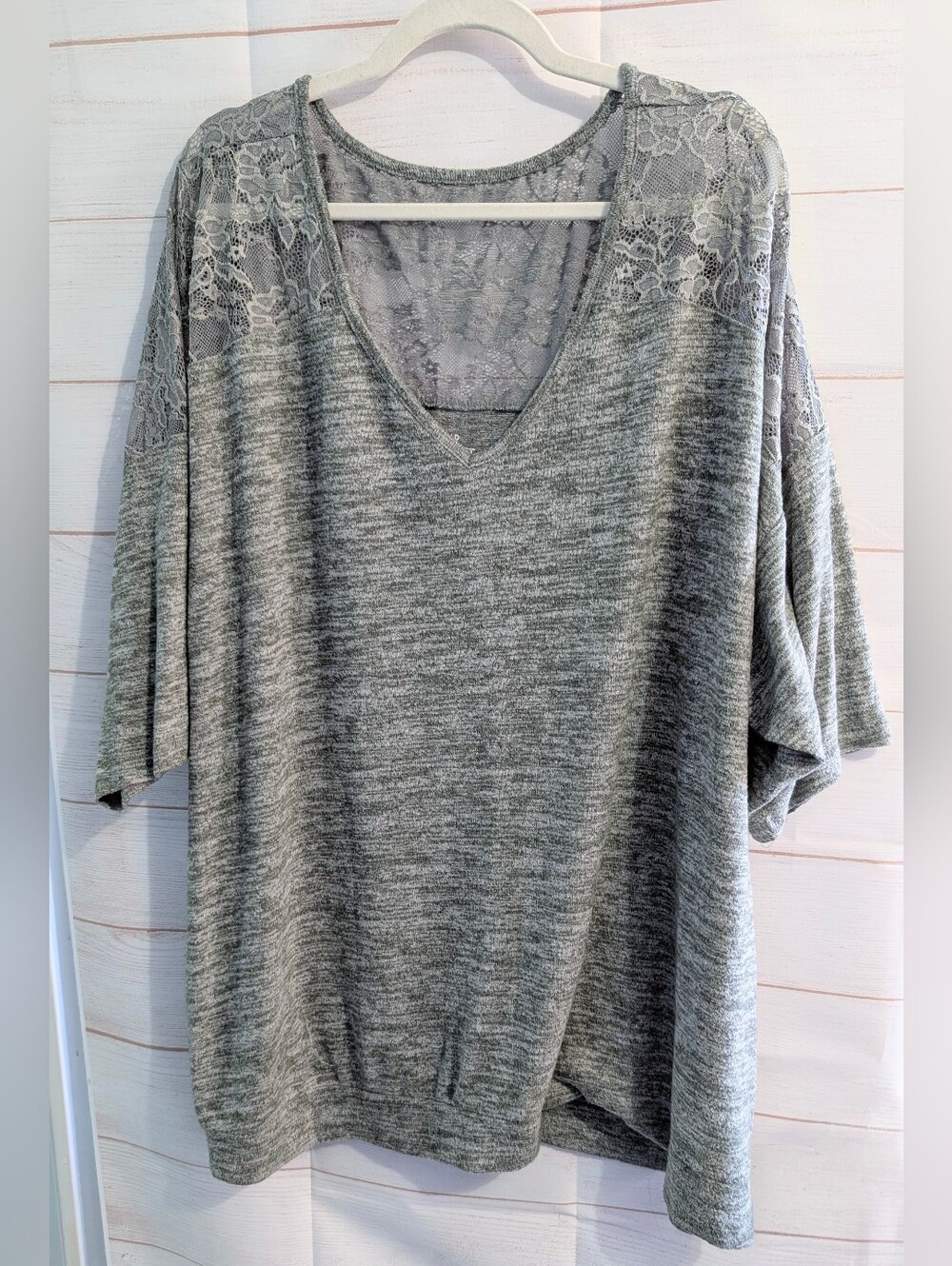Nwot Torrid Gray Lace Accents V-Neck Tunic Top Plus Size 5X
